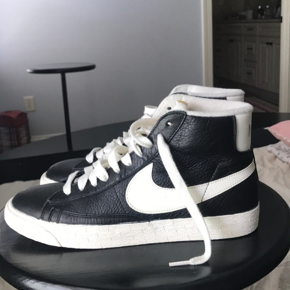 Black, White, and Gold Nikes!!